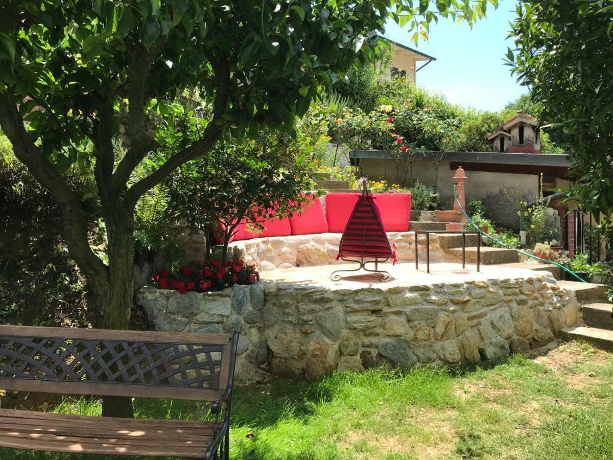 Vila Parte Di Casa Con Giardino E Piscina Pietrasanta Exteriér fotografie